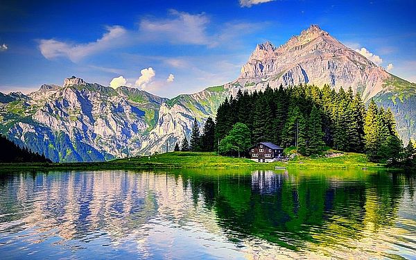  Горы и горное озеро